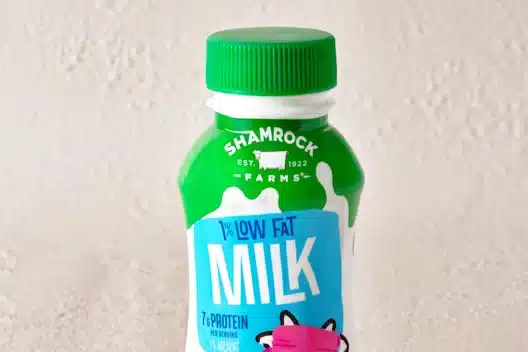 Fazoli's Milk Price, Nutrition and Allergen Milk