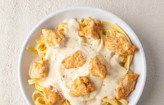 Fazoli's Chicken Fettuccine Alfredo Price, Nutrition and Allergens Chicken Fettuccine Alfredo